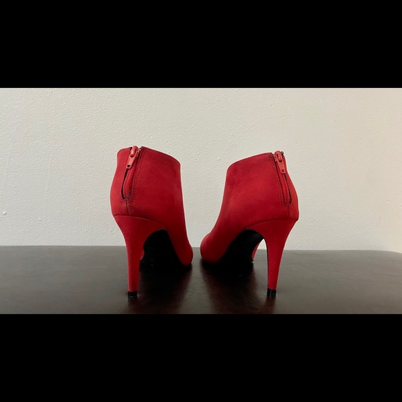 Classic Ellen Tracy ankle boots - Picture 4 of 4